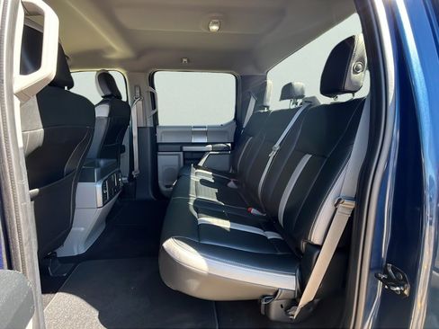 Used 2019 Ford F150 XLT w/ Equipment Group 302A Luxury AWD/4WD image 16