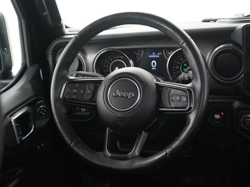 Used 2022 Jeep Wrangler Unlimited Sport image 15