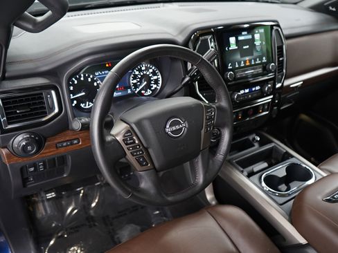 Used 2024 Nissan Titan Platinum Reserve w/ Moonroof Package AWD/4WD image 20