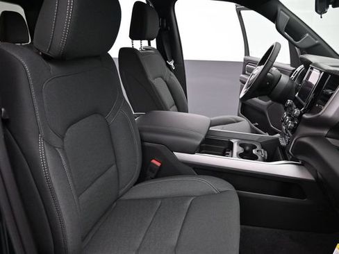 New 2026 RAM 1500 4x4 Crew Cab image 18