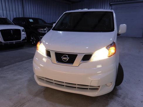 Used 2021 Nissan NV200 SV w/ Sliding Door Glass Package image 38