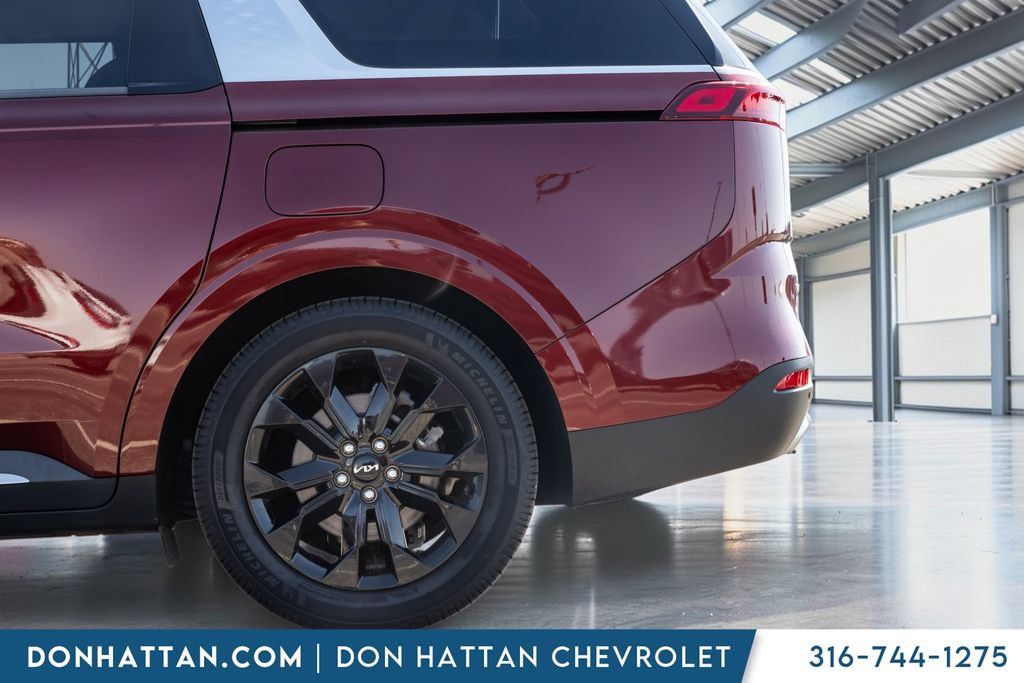 Used 2024 Kia Carnival SX Prestige FWD image 34