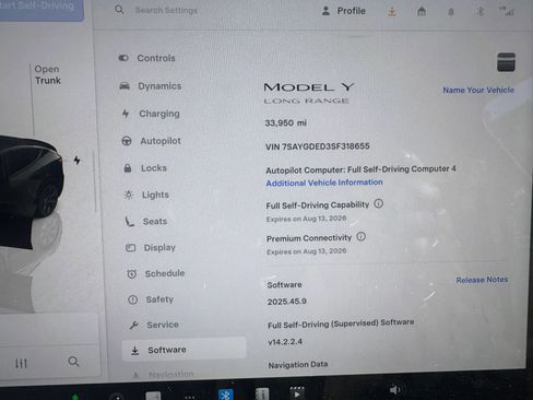 Used 2025 Tesla Model Y Long Range RWD image 4