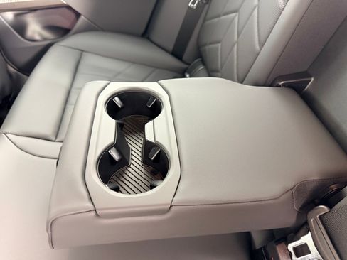 New 2026 BMW 530i image 21