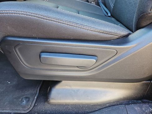 Used 2025 RAM 1500 Tradesman w/ Night Edition image 10