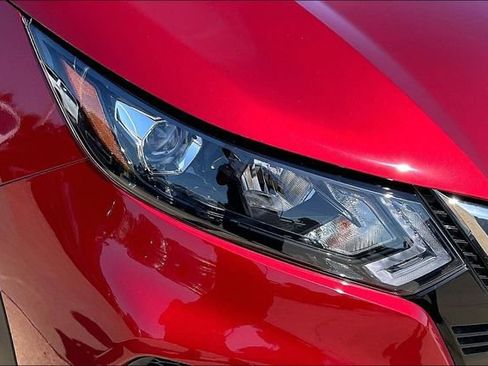 Used 2022 Nissan Rogue Sport S FWD image 30