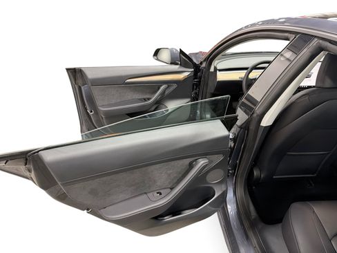 Certified 2023 Tesla Model 3 Standard Range RWD image 10