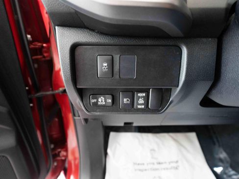 Used 2021 Toyota Tacoma TRD Sport AWD/4WD image 11
