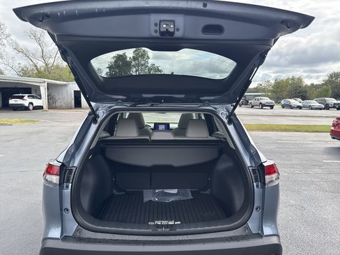 New 2026 Toyota Corolla Cross LE w/ Moonroof Package FWD image 30