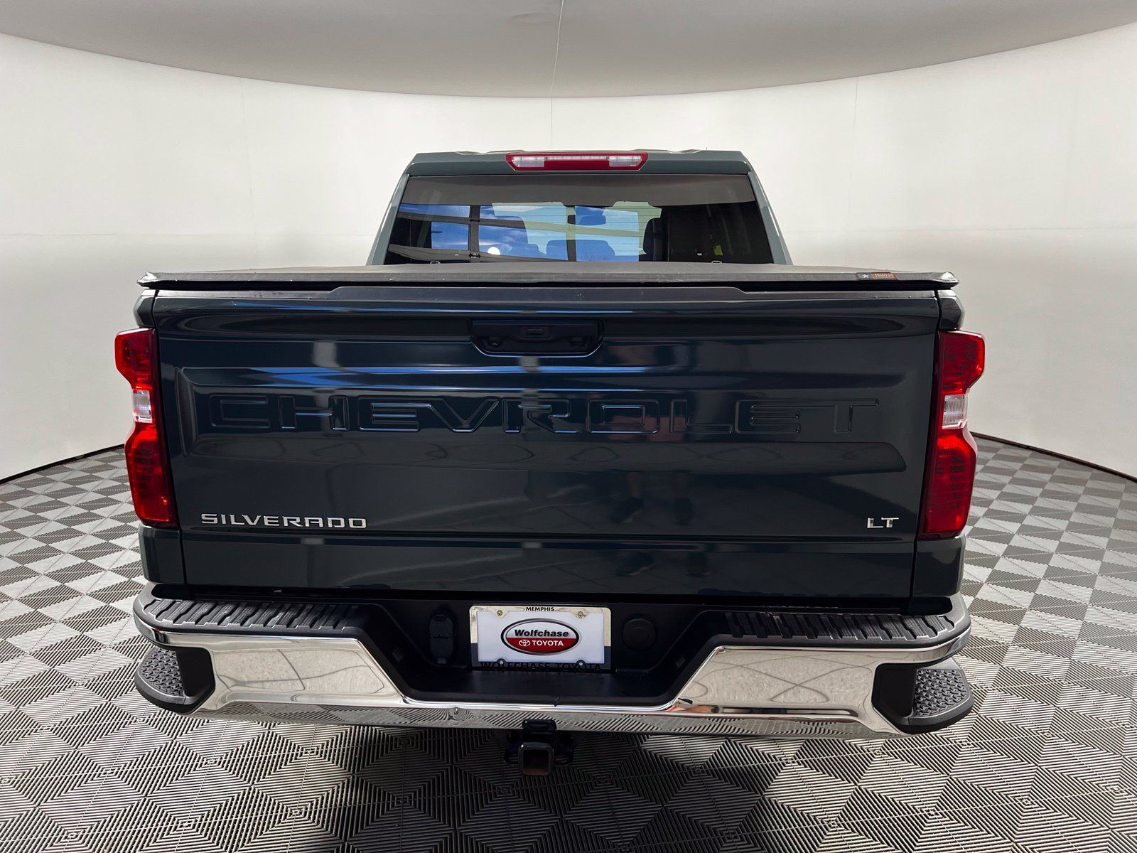 Used 2025 Chevrolet Silverado 1500 LT AWD/4WD image 6