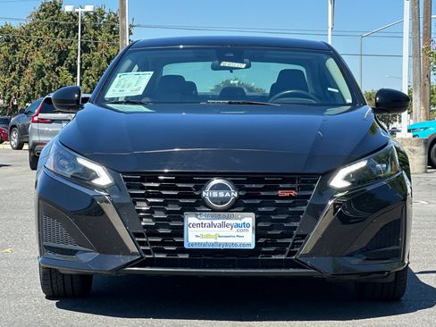 Certified 2024 Nissan Altima 2.5 SR FWD image 9