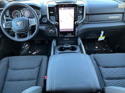 New 2026 RAM 1500 Big Horn AWD/4WD image 5