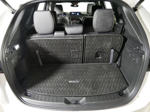 Used 2025 MAZDA CX-90 Plug-In Hybrid w/ Premium Plus image 18