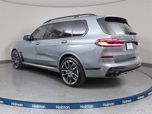 Used 2023 BMW X7 M60i w/ Executive Package image 8