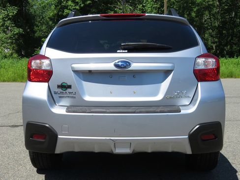 Used 2015 Subaru Crosstrek 2.0i Premium AWD/4WD image 6