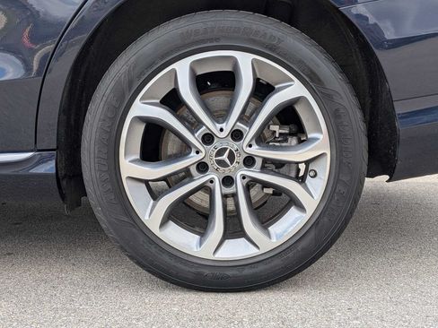 Used 2017 Mercedes-Benz C 300 4MATIC Sedan image 19