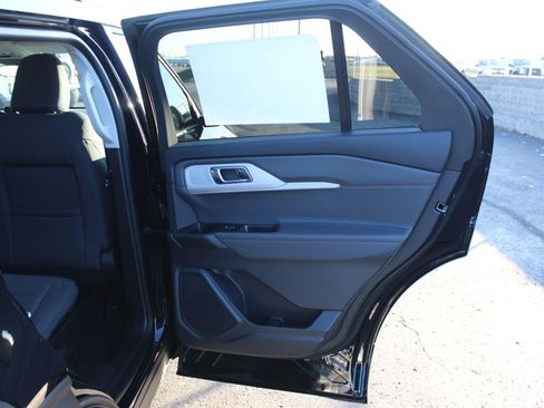 New 2026 Ford Explorer Active AWD/4WD image 12