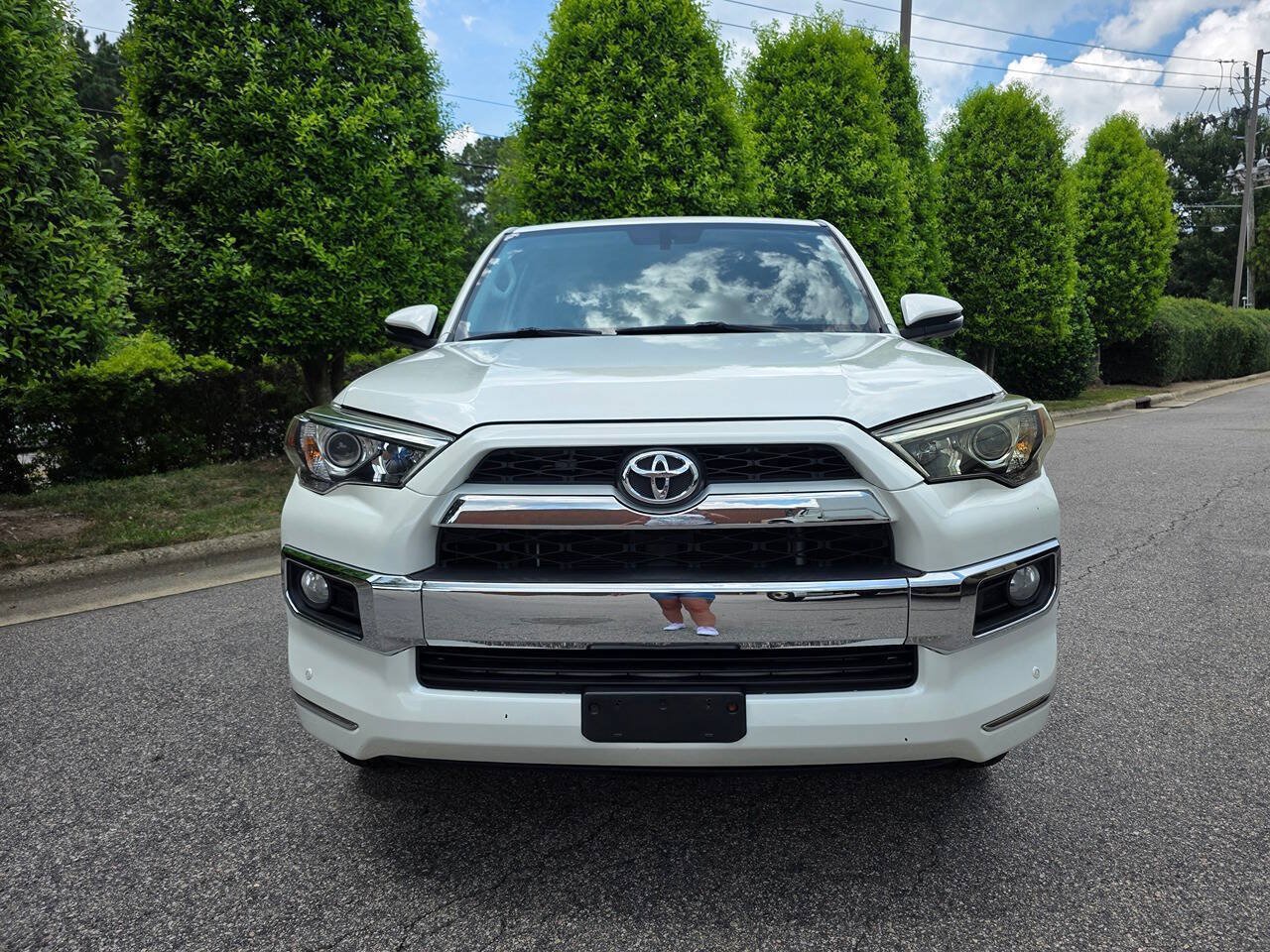 Used 2018 Toyota 4Runner Limited AWD/4WD image 8