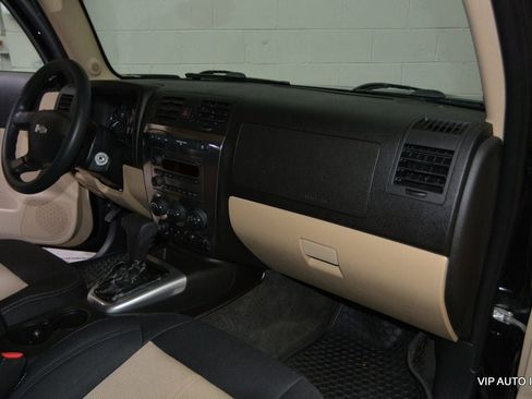Used 2006 HUMMER H3 image 12