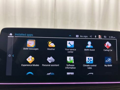 Used 2023 BMW 530e xDrive w/ Convenience Package image 21