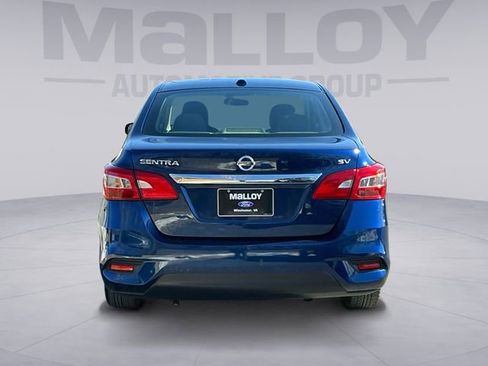 Used 2018 Nissan Sentra SV image 4