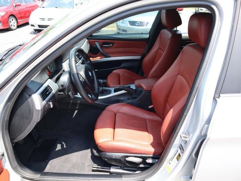 Used 2011 BMW 328i Sedan RWD image 9