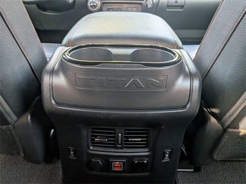 Used 2021 Nissan Titan PRO-4X w/ Pro-4x Convenience Package image 15