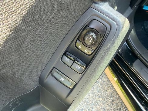 Used 2025 Toyota GR86 w/ ALL Weather Mat Package (TMS) RWD image 22