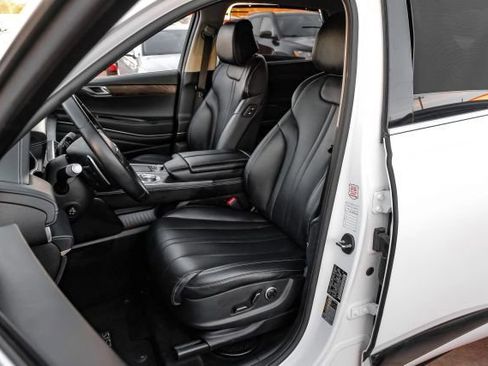 Used 2024 Genesis GV80 2.5T image 42