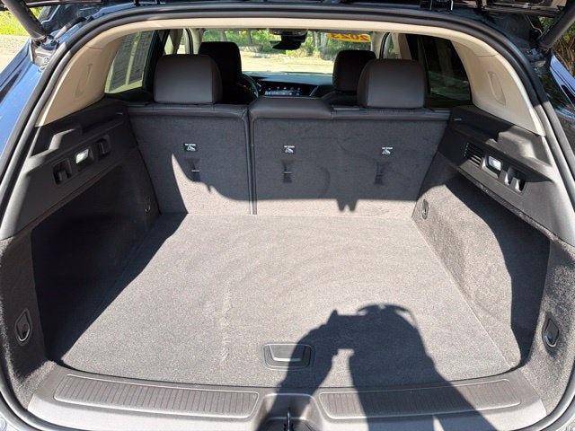 Used 2023 Buick Envision Avenir AWD/4WD image 23