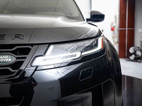 Used 2023 Land Rover Range Rover Evoque S image 15