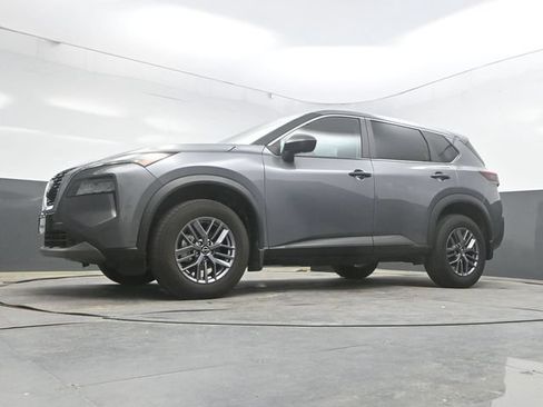 Used 2023 Nissan Rogue S AWD/4WD image 36