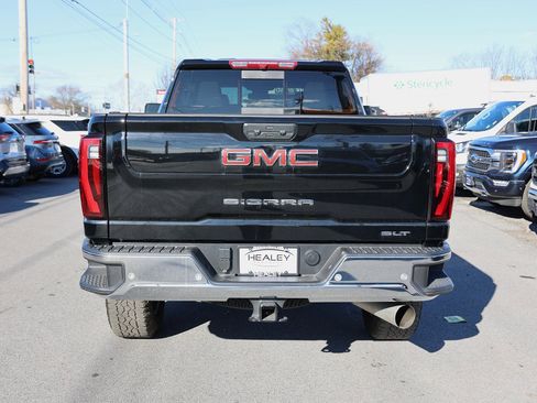 Used 2025 GMC Sierra 2500 SLT w/ SLT Premium Package image 6