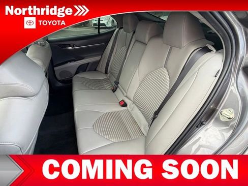 Used 2020 Toyota Camry SE w/ Carpet Mat Package FWD image 7