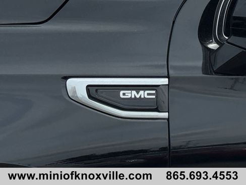 Used 2022 GMC Yukon XL Denali w/ Denali Premium Package image 36