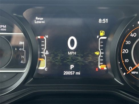 Used 2024 Jeep Gladiator Sport image 16