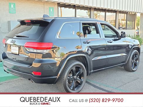 Used 2015 Jeep Grand Cherokee Altitude RWD image 7