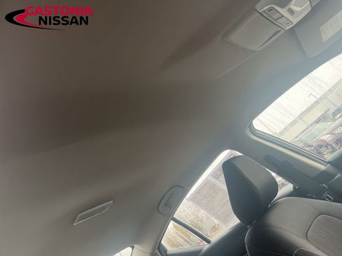 Used 2024 Nissan Altima 2.5 SV image 27