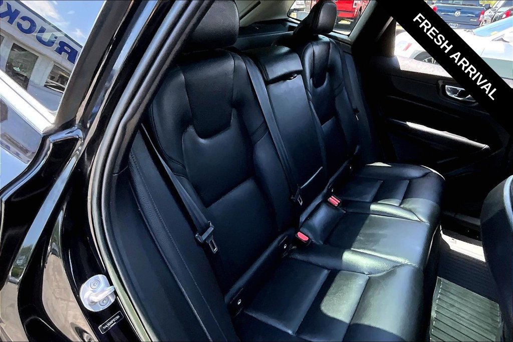 Used 2023 Volvo XC60 B5 Plus w/ Protection Package Premier FWD image 24