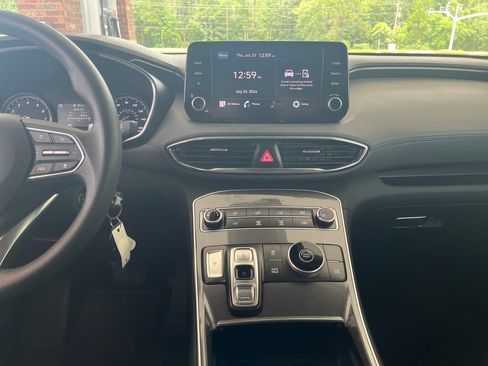 Used 2023 Hyundai Santa Fe SE FWD image 19