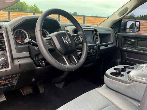 Used 2019 RAM 1500 Express w/ Express Value Package RWD image 13