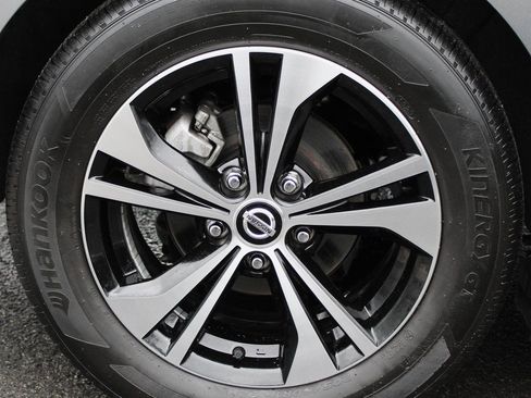 Used 2023 Nissan Sentra SV image 11