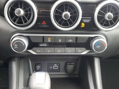 Used 2024 Nissan Sentra S image 20