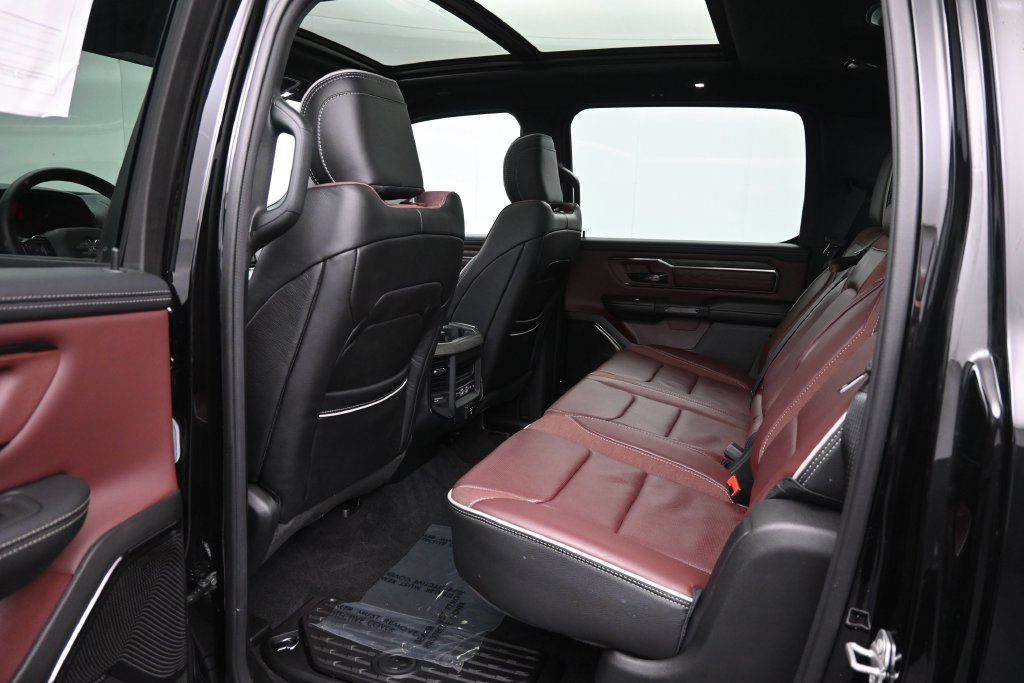 Used 2025 RAM 1500 Limited AWD/4WD image 26