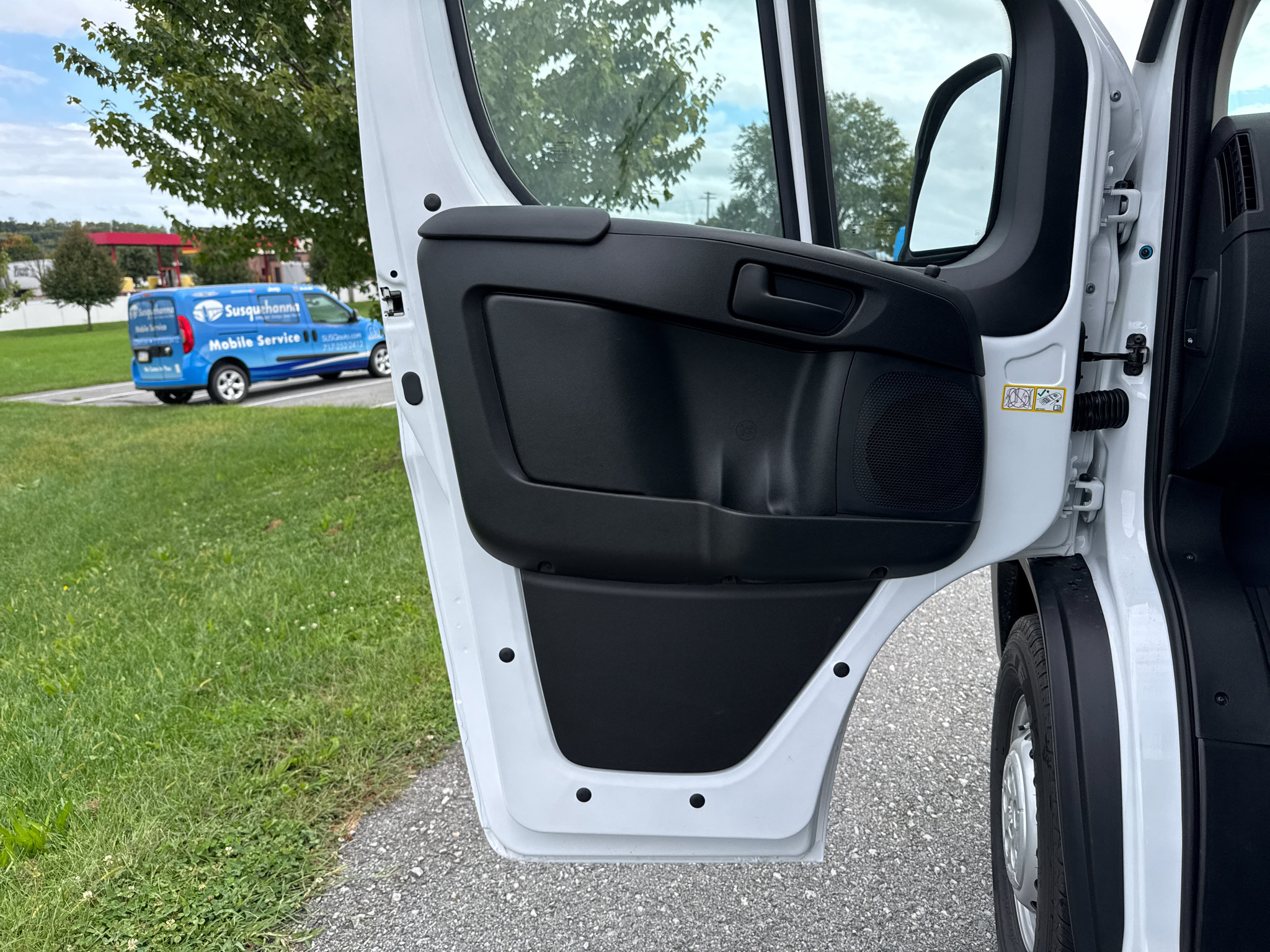 New 2026 RAM ProMaster 1500 w/ Convenience Group FWD image 29