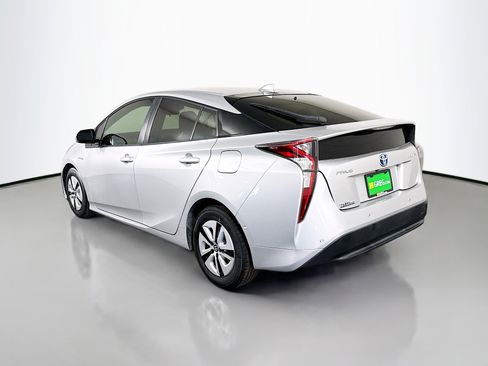 Used 2018 Toyota Prius Two w/ Prius Two Safety Plus Package image 7