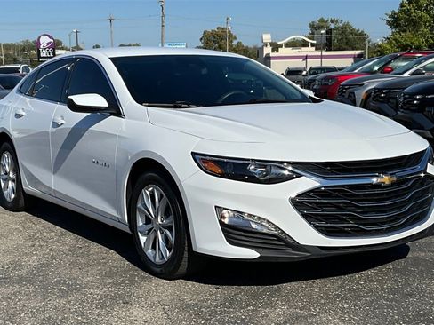 Used 2023 Chevrolet Malibu LT image 12
