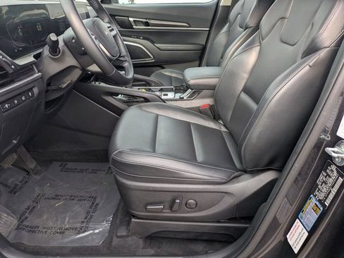 Used 2025 Kia Telluride S AWD/4WD image 13