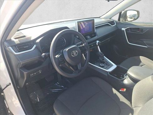 Certified 2025 Toyota RAV4 LE AWD/4WD image 10