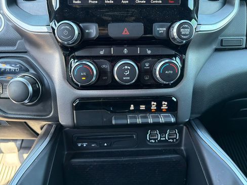 Used 2019 RAM 1500 Big Horn AWD/4WD image 29